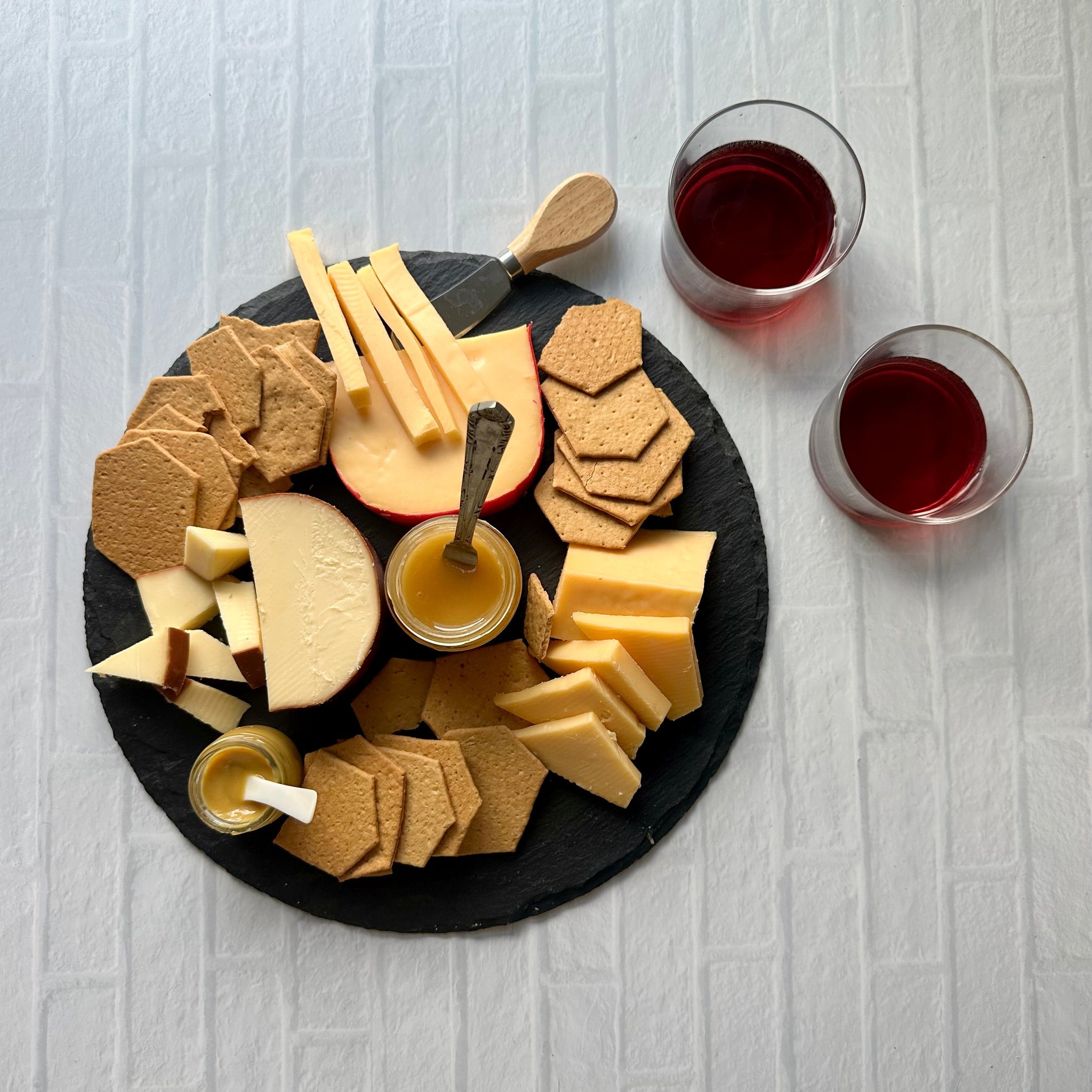 Gouda + Honey | September 2025 curdbox