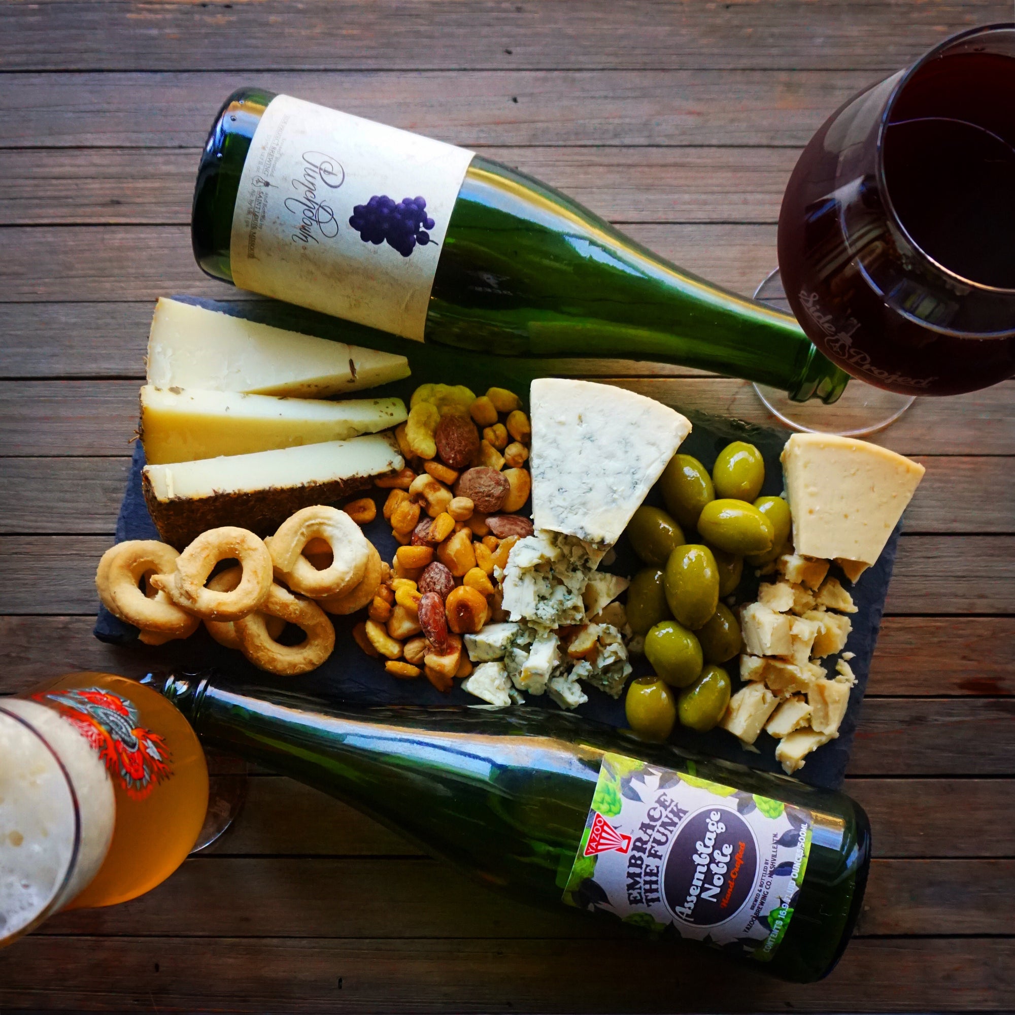 Beer Pairings by @bakerandthebeerd | December 2020 curdbox