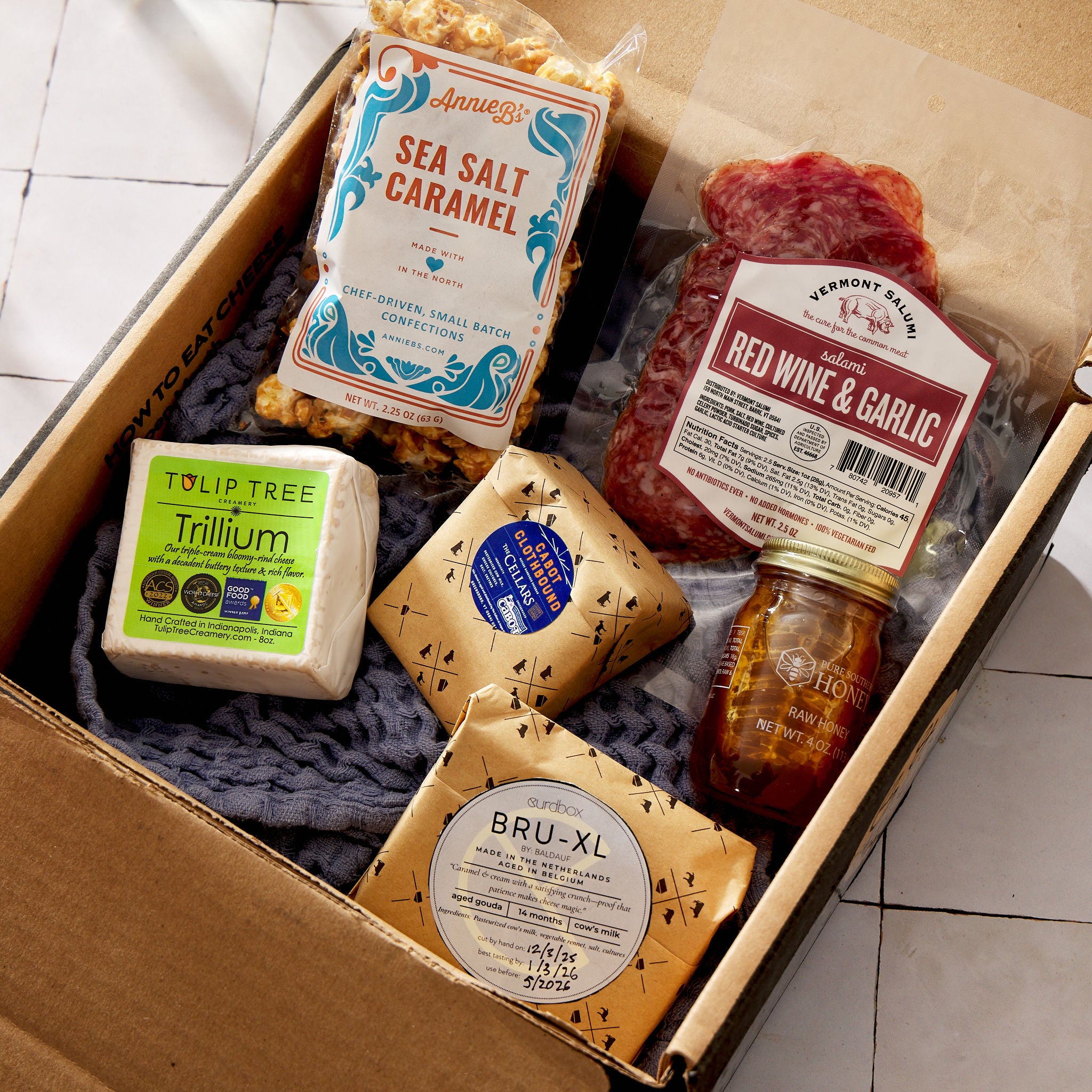 CURDBOX | 12 months | GIFT