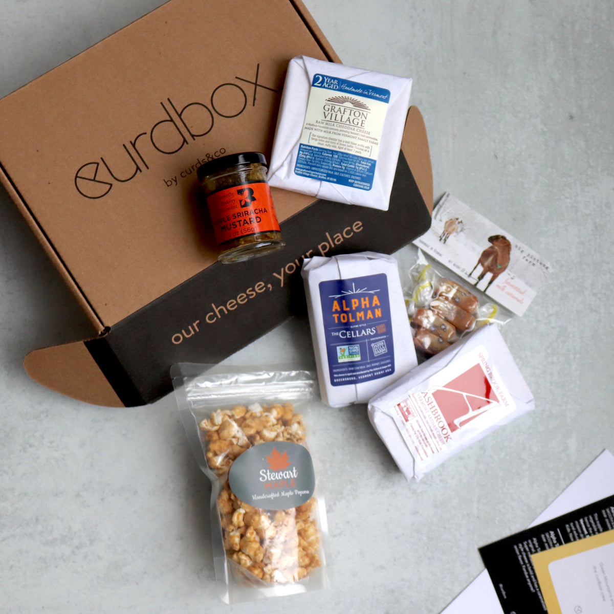 Curdbox - Monthly cheese and pairings subscription box